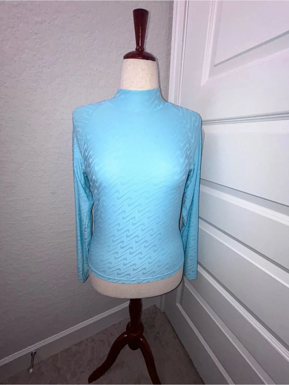 Nike Icon Clash Nike Swoosh Logo Mock Neck Long Sleeve Shirt Top